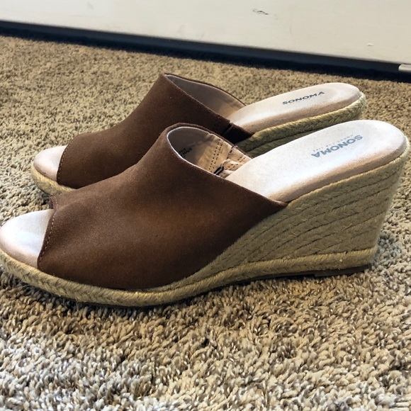 sonoma slip on shoes